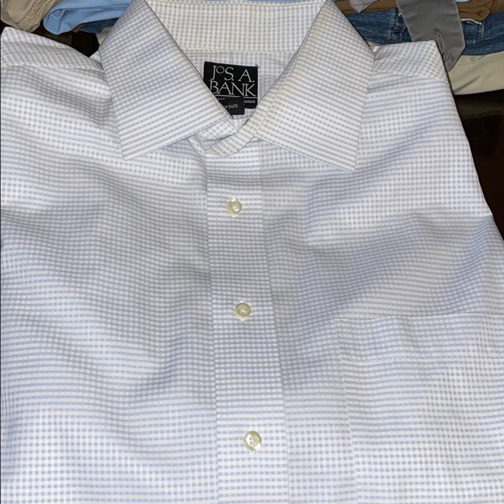 Joseph A Banks Button Down